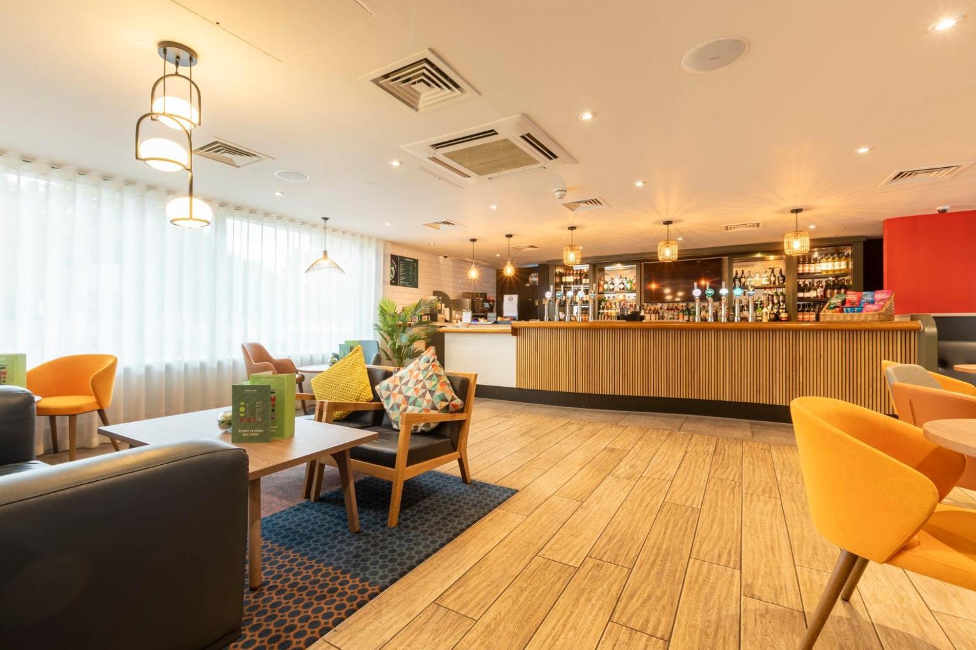 Holiday Inn Cardiff City By Ihg Exteriér fotografie