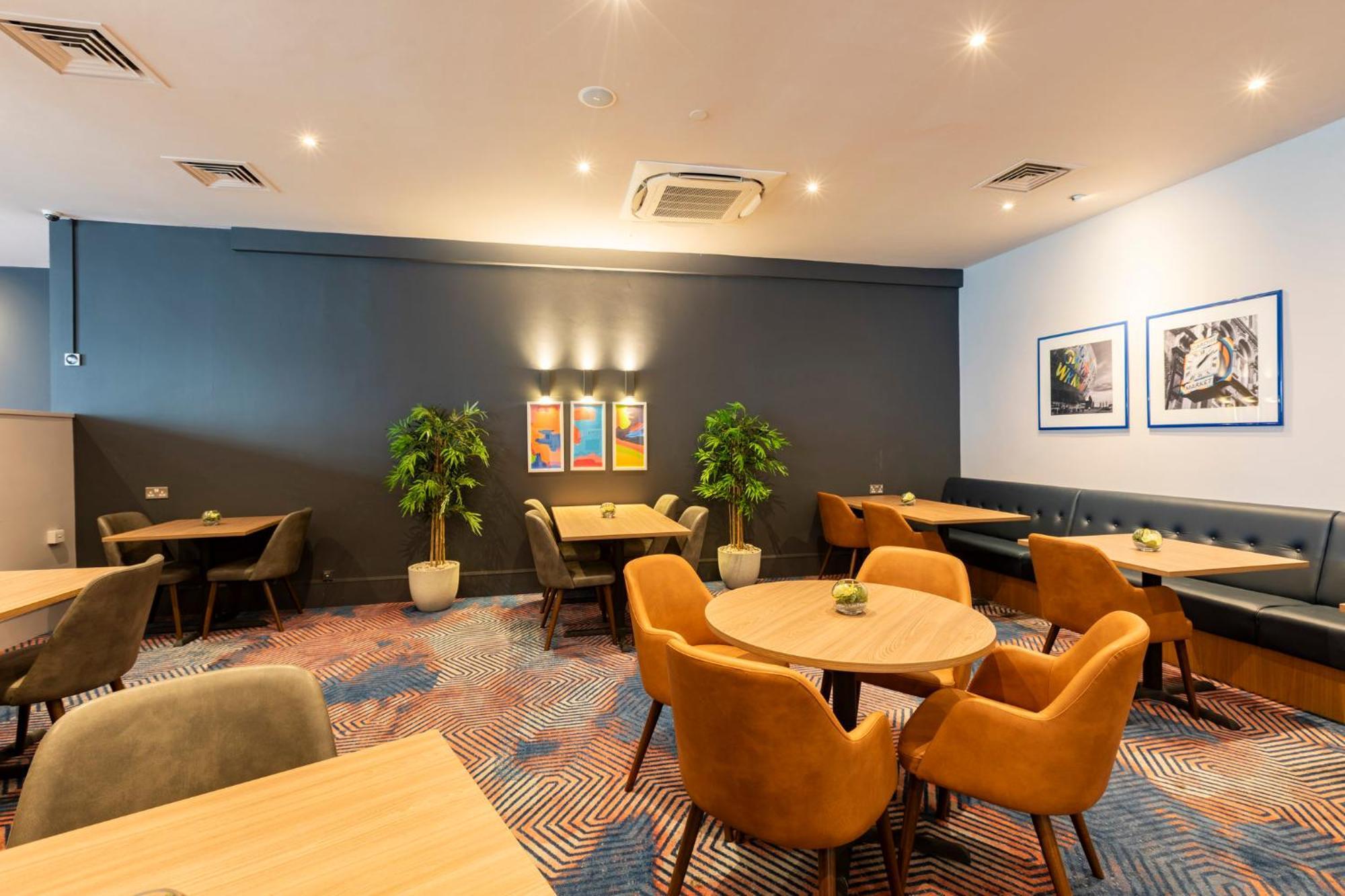 Holiday Inn Cardiff City By Ihg Exteriér fotografie