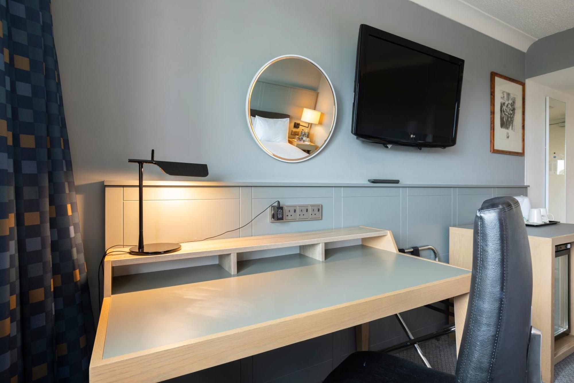 Holiday Inn Cardiff City By Ihg Exteriér fotografie